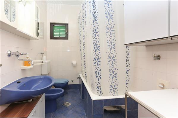 House K1, for 8 persons