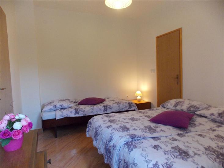 House K1, for 8 persons