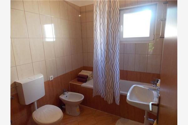 House K1, for 8 persons