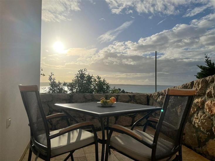 Apartment A2, for 6 persons