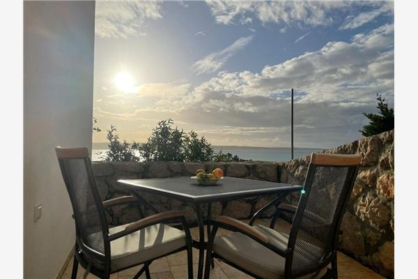 Apartment A2, for 6 persons