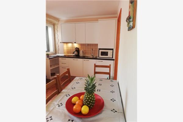 Apartment A2, for 3 persons
