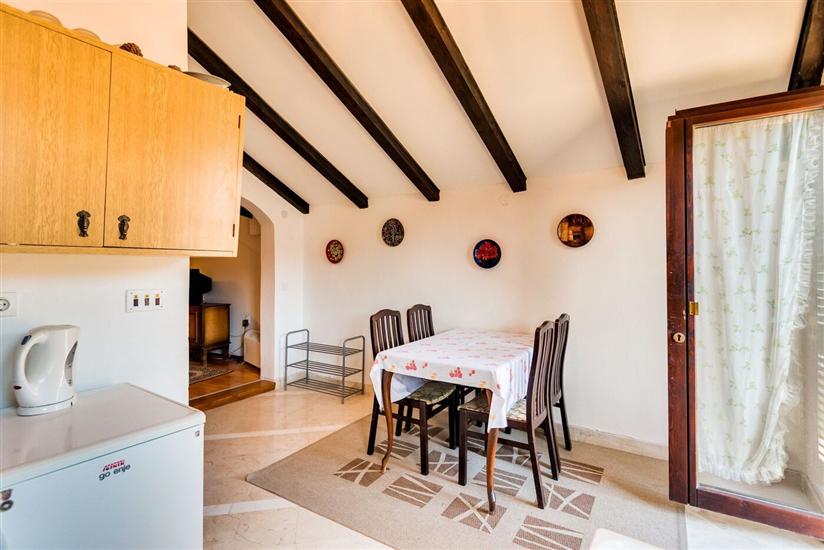 Apartment A1, for 6 persons