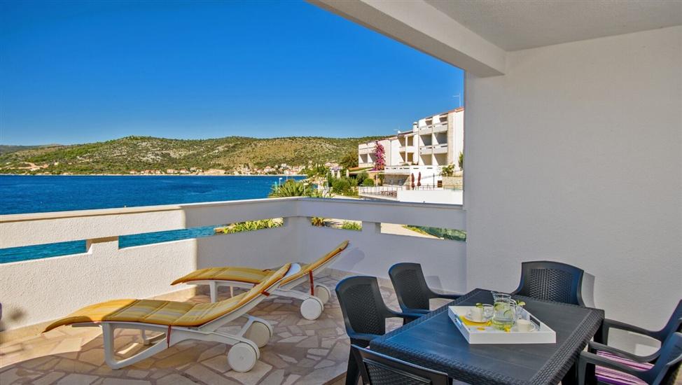 Apartment A1, for 6 persons