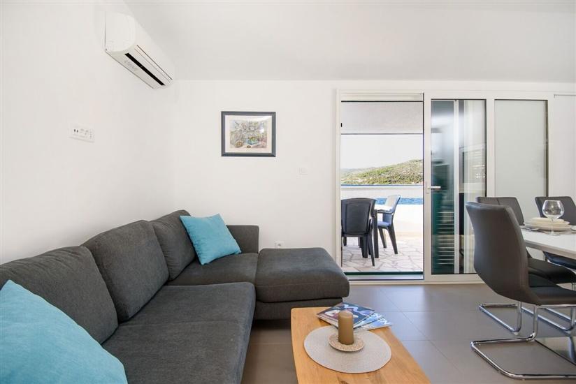 Apartment A2, for 6 persons