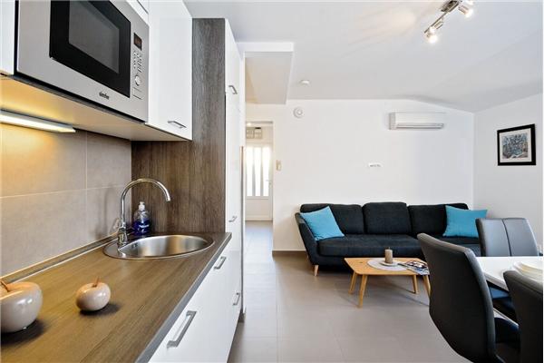 Apartment A2, for 6 persons