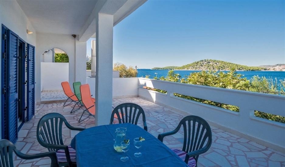 Apartment A2, for 4 persons