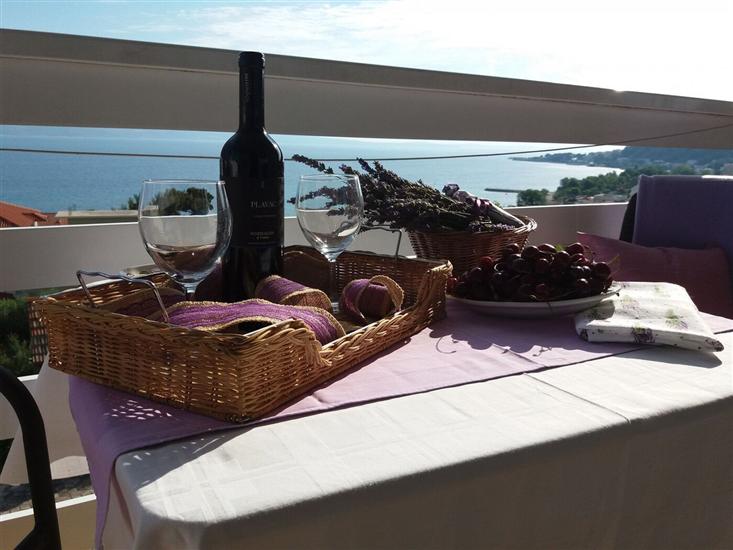 Apartment A2, for 3 persons