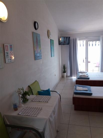 Apartment A2, for 3 persons