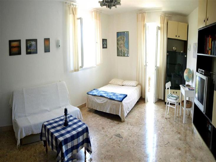 Apartment A1, for 6 persons