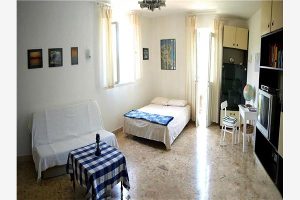 Apartment A1, for 6 persons