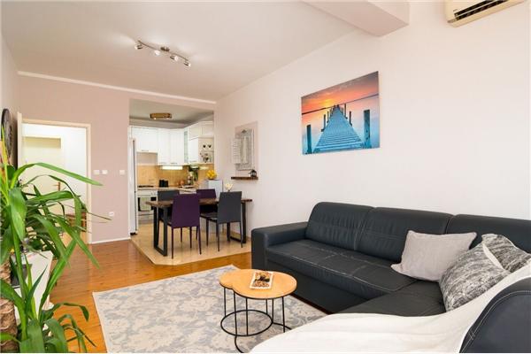 Apartment A1, for 6 persons