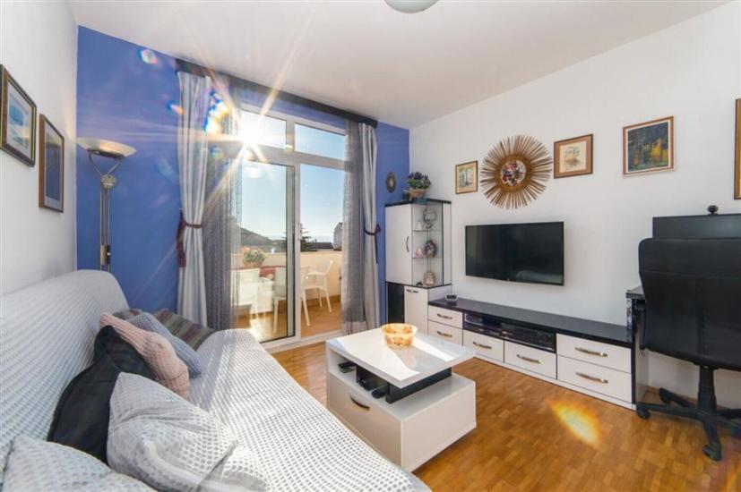 Apartment A1, for 6 persons