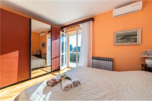 Apartment A1, for 6 persons