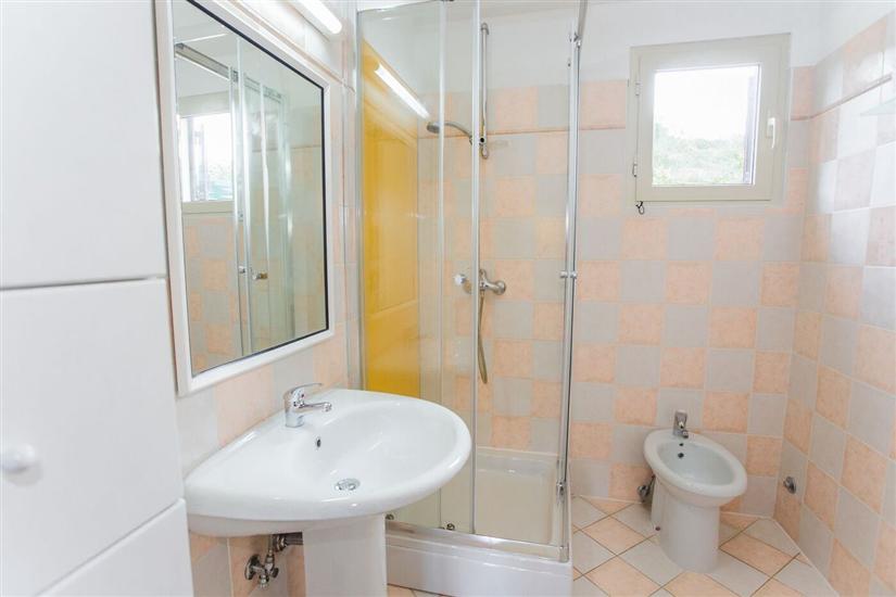 House K1, for 5 persons