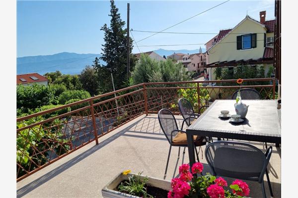 Apartment A1, for 7 persons