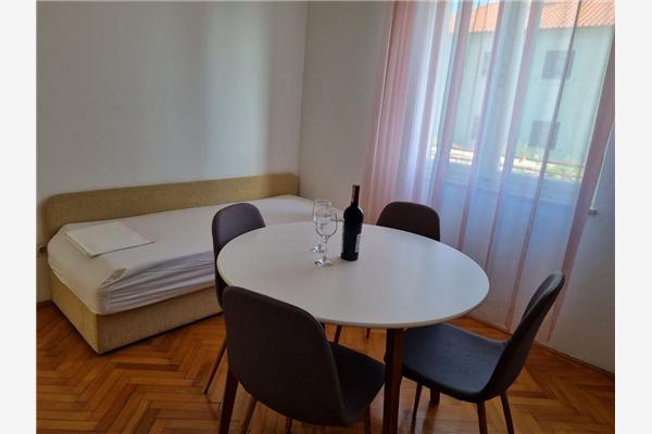 Apartment A1, for 7 persons