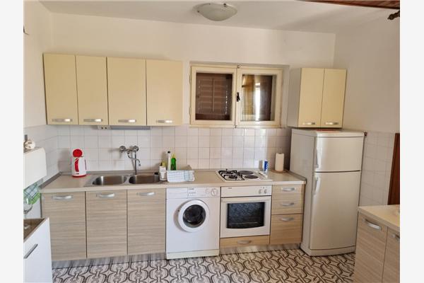 Apartment A1, for 7 persons
