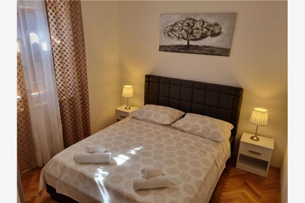 Apartment A1, for 7 persons