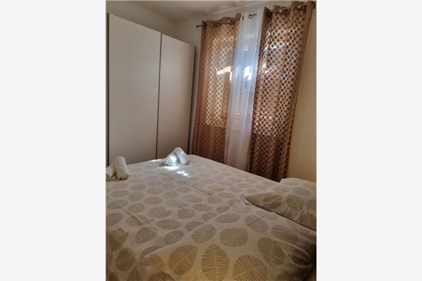 Apartment A1, for 7 persons