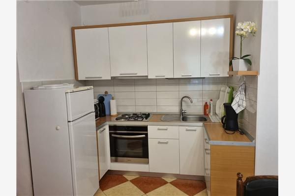Apartment A1, for 5 persons