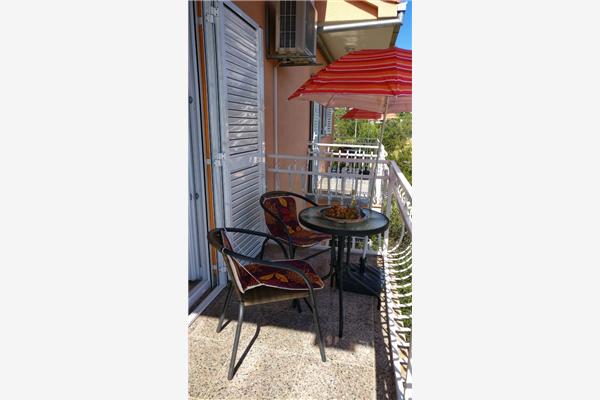 Apartment A2, for 6 persons