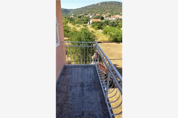 Apartment A2, for 6 persons