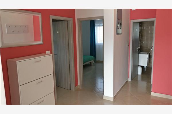 Apartment A2, for 6 persons