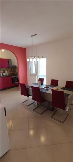 Apartment A2, for 6 persons