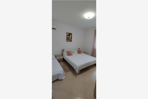 Apartment A2, for 6 persons