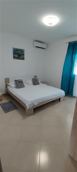 Apartment A2, for 6 persons