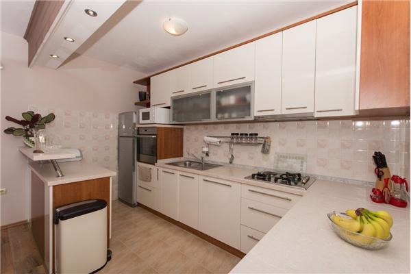 Apartment A1, for 6 persons