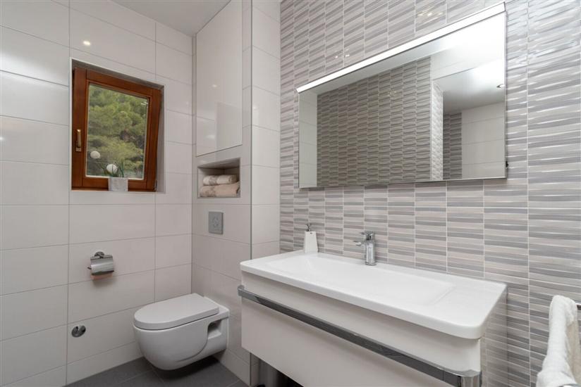 Apartment A1, for 6 persons