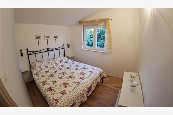 Apartment A2, for 4 persons