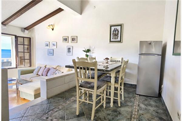 Apartment A1, for 5 persons