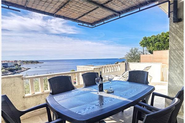 Apartment A2, for 5 persons