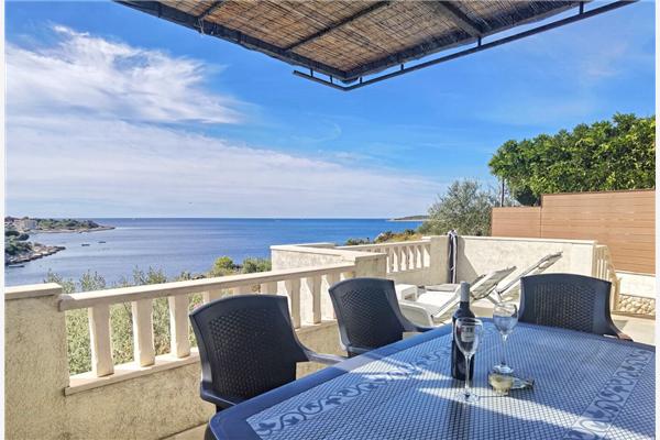 Apartment A2, for 5 persons