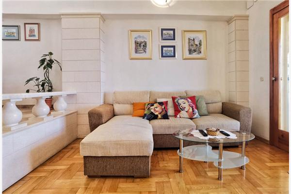 Apartment A2, for 5 persons