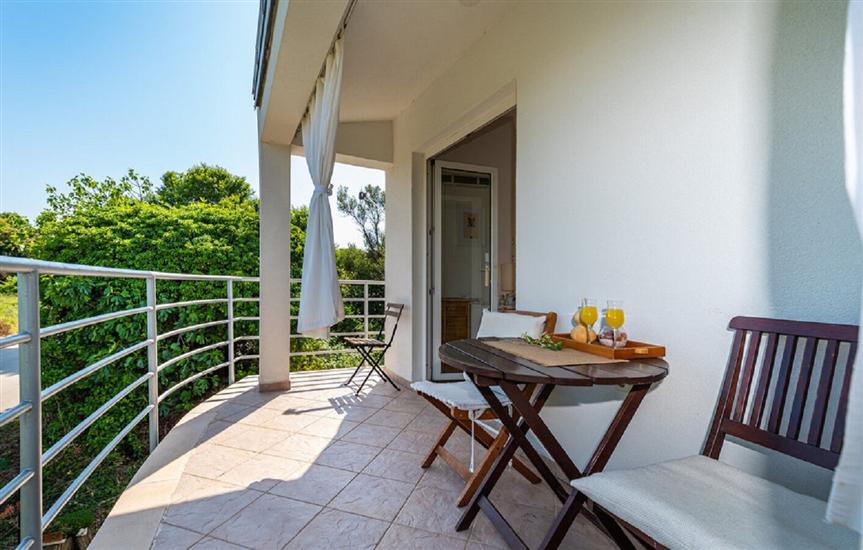 Apartment A2, for 4 persons