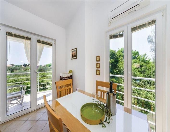 Apartment A2, for 4 persons