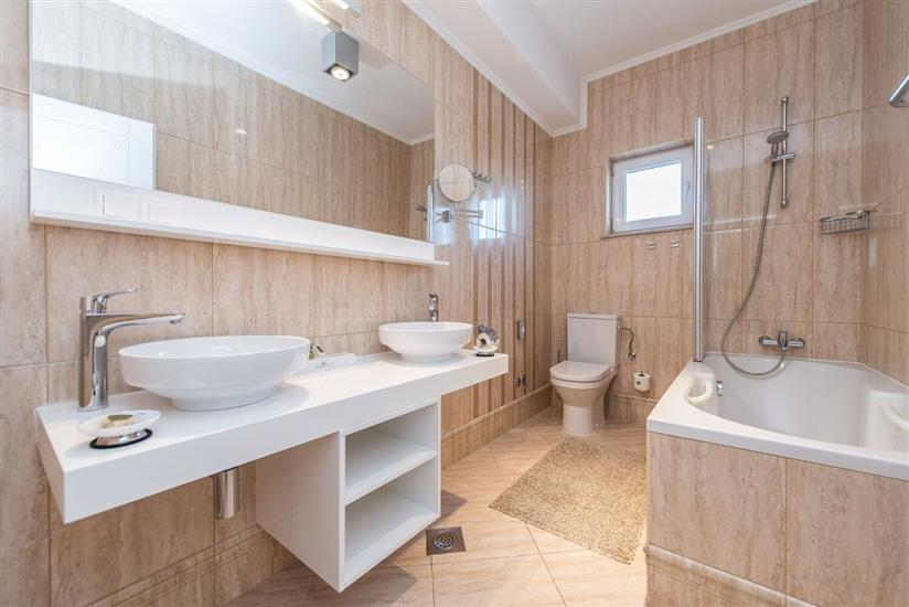 Apartment A3, for 4 persons