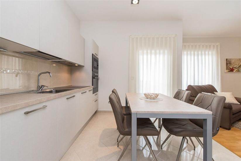 Apartment A4, for 4 persons