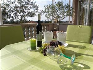 Apartment North Dalmatian islands,BookTinFrom 125 €