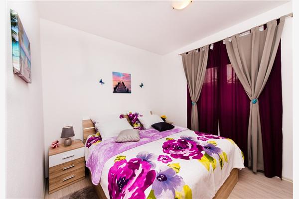 Apartment A1, for 8 persons