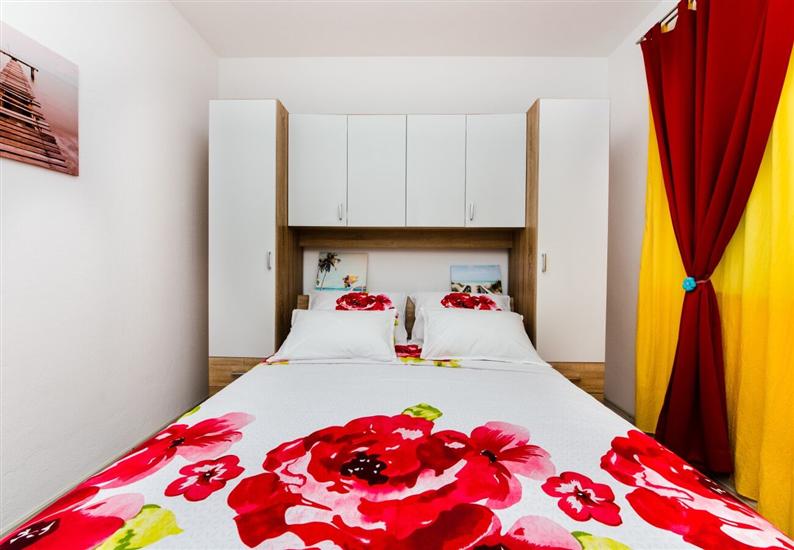 Apartment A1, for 8 persons