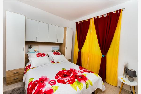 Apartment A1, for 8 persons