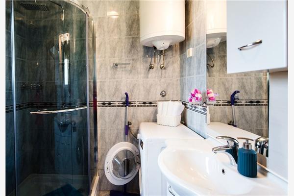 Apartment A1, for 8 persons