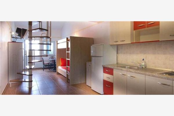 Apartment A9, for 10 persons