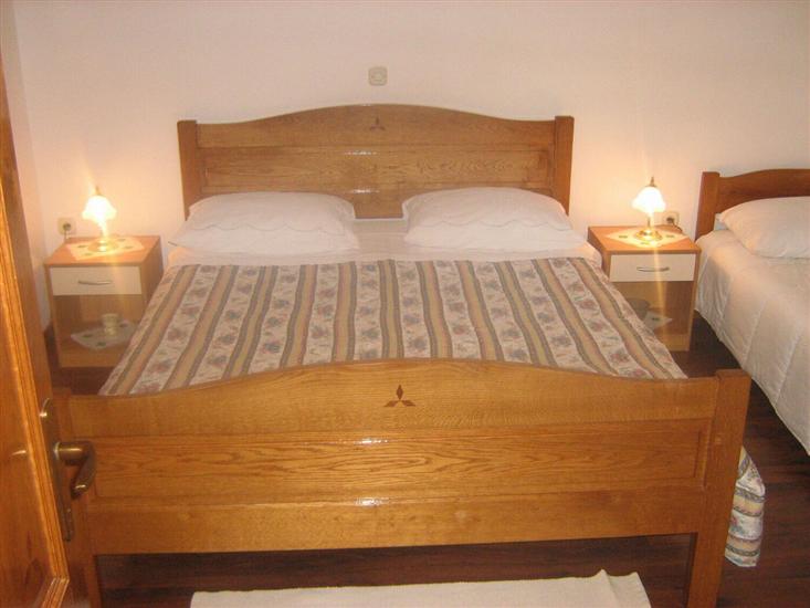 Apartment A7, for 4 persons