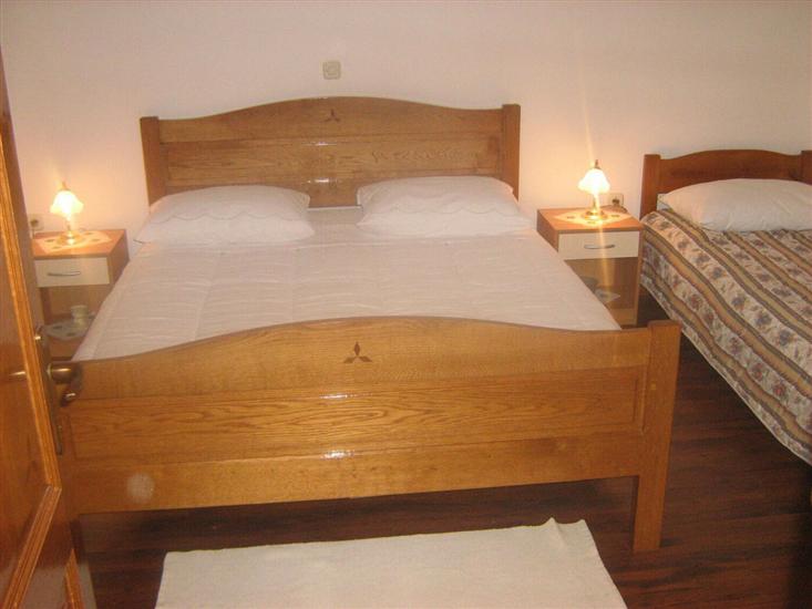 Apartment A7, for 4 persons